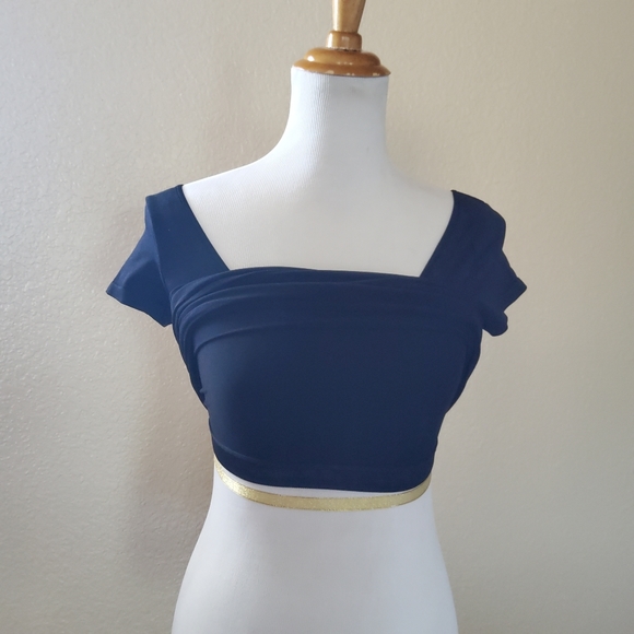 BCBGMaxAzria Bodycon Top Built-in-bra XS/S Black Cap Sleeve New - Picture 5 of 7